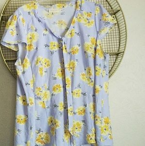 Floral modcloth top.